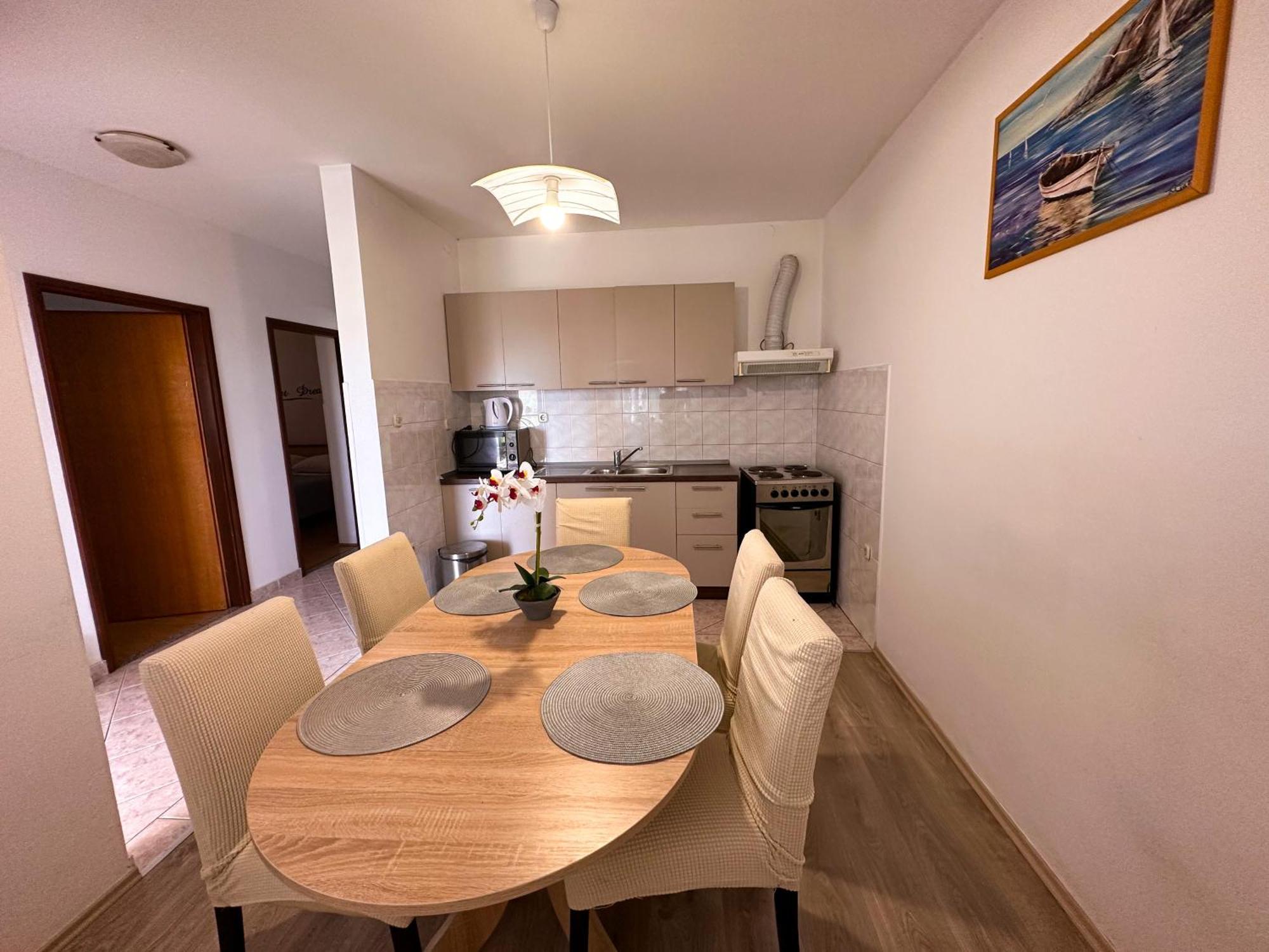 Lucija Apartment